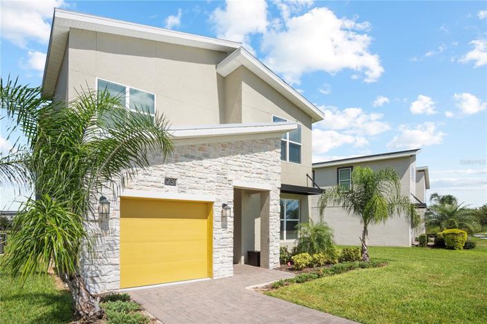 Image No.2-5 Bed Property for sale