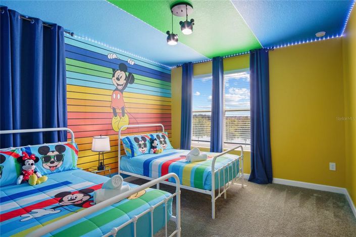 Image No.34-5 Bed Property for sale