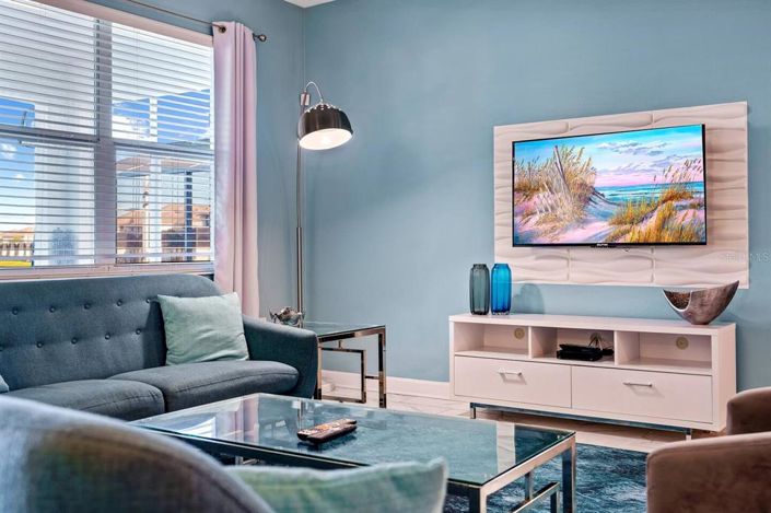 Image No.5-8 Bed Property for sale