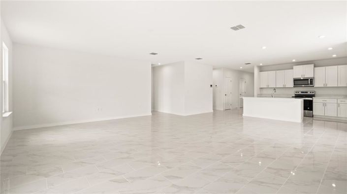 Image No.12-4 Bed Property for sale