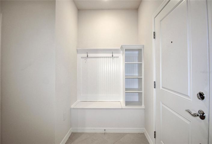 Image No.7-5 Bed Townhouse for sale