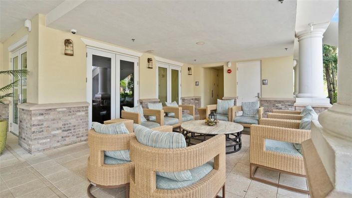 Image No.16-5 Bed Property for sale