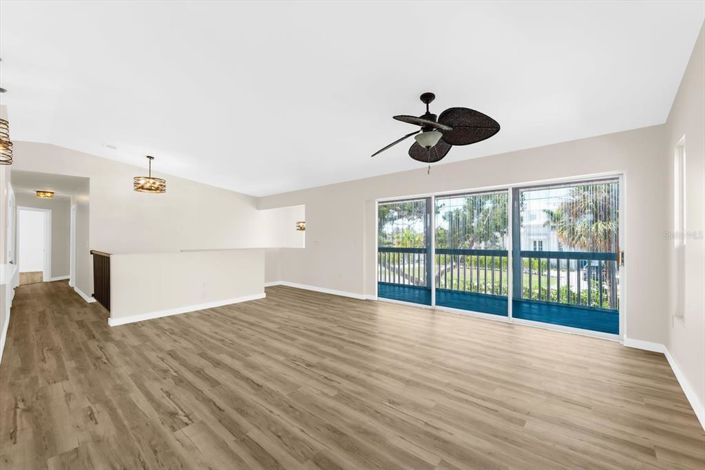 Image No.13-3 Bed Property for sale