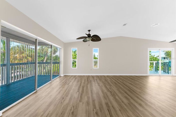 Image No.14-3 Bed Property for sale