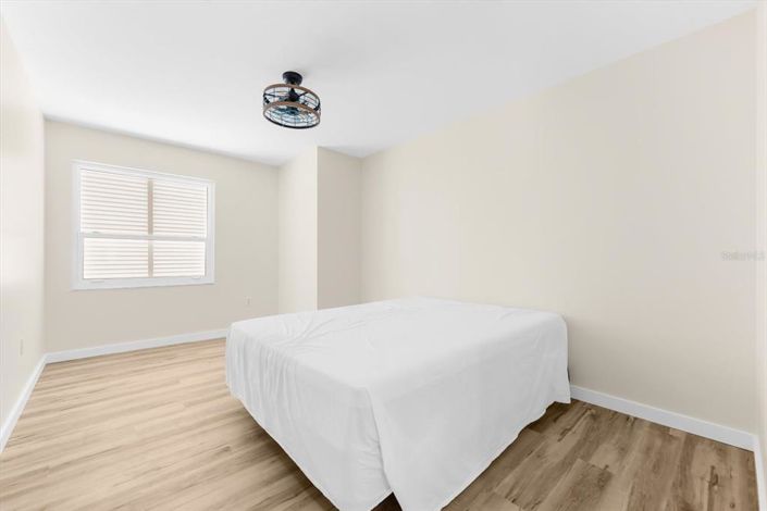 Image No.41-3 Bed Property for sale