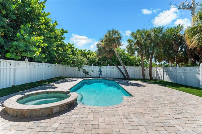 Image No.45-3 Bed Property for sale