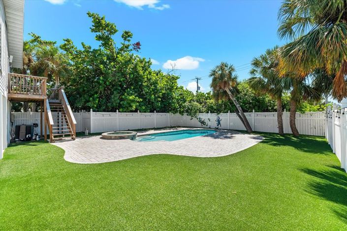 Image No.46-3 Bed Property for sale