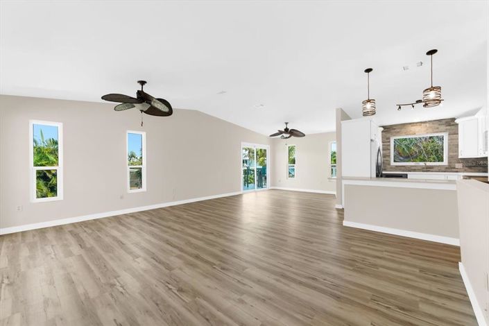 Image No.7-3 Bed Property for sale