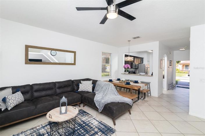 Image No.13-4 Bed Townhouse for sale