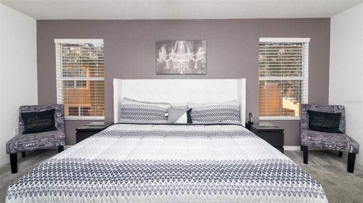 Image No.15-4 Bed Townhouse for sale