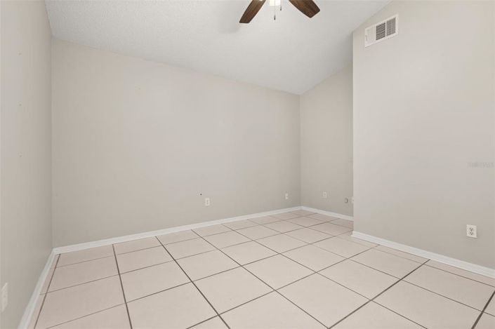 Image No.30-3 Bed Property for sale