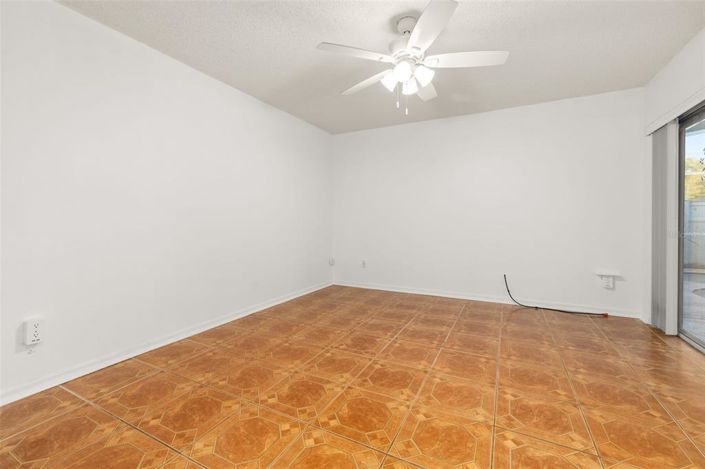 Image No.32-3 Bed Property for sale