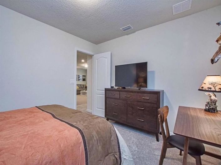 Image No.25-6 Bed Property for sale