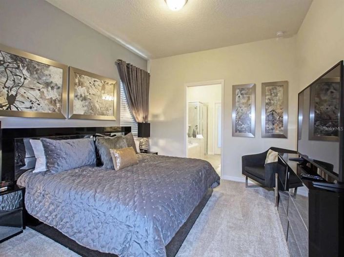 Image No.6-6 Bed Property for sale