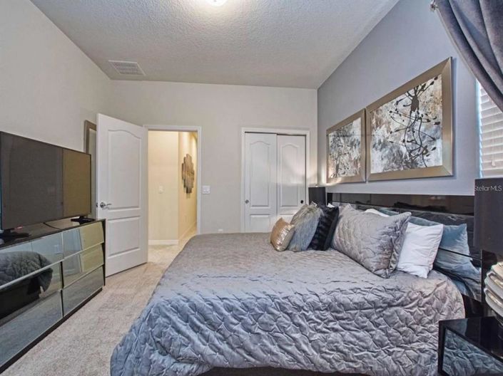 Image No.7-6 Bed Property for sale