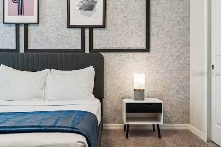 Image No.21-5 Bed Property for sale