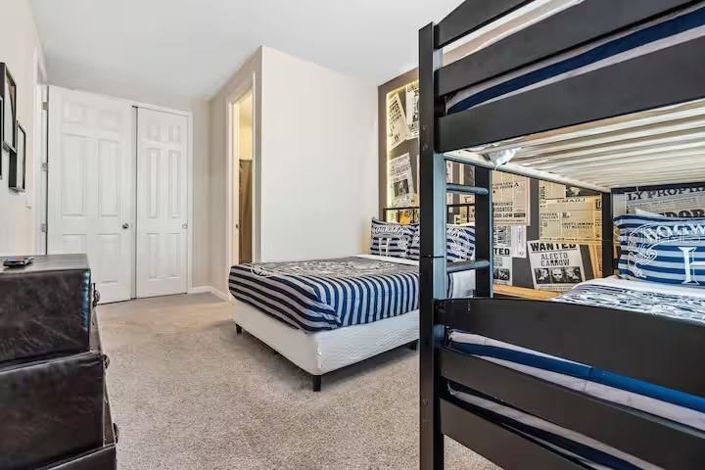 Image No.25-5 Bed Property for sale