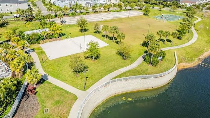 Image No.68-5 Bed Property for sale