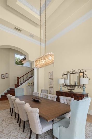 Image No.11-5 Bed Property for sale