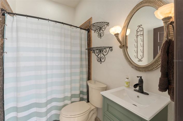 Image No.32-5 Bed Property for sale