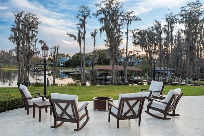 Image No.50-5 Bed Property for sale