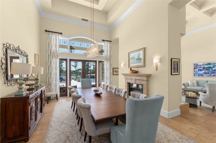 Image No.8-5 Bed Property for sale