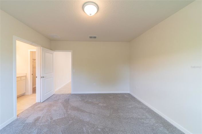 Image No.14-Propriété de 4 chambres à vendre à Clermont