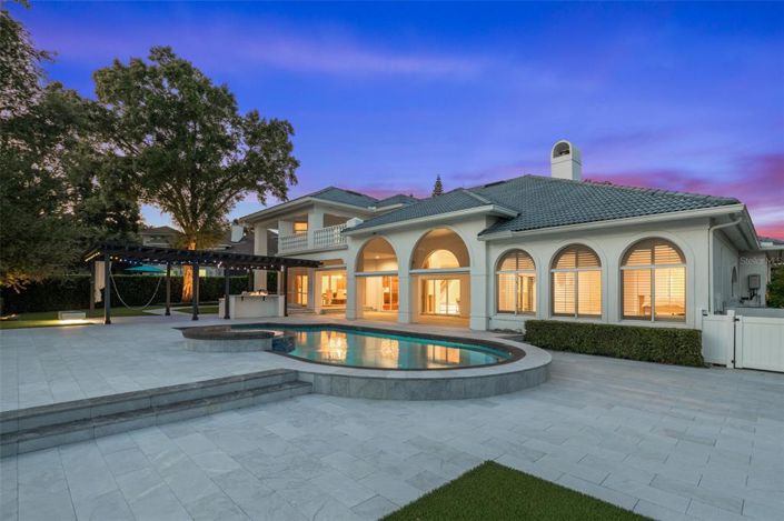 Image No.2-Propriété de 3 chambres à vendre à Windermere