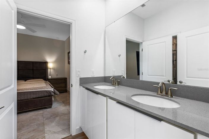 Image No.20-4 Bed Property for sale