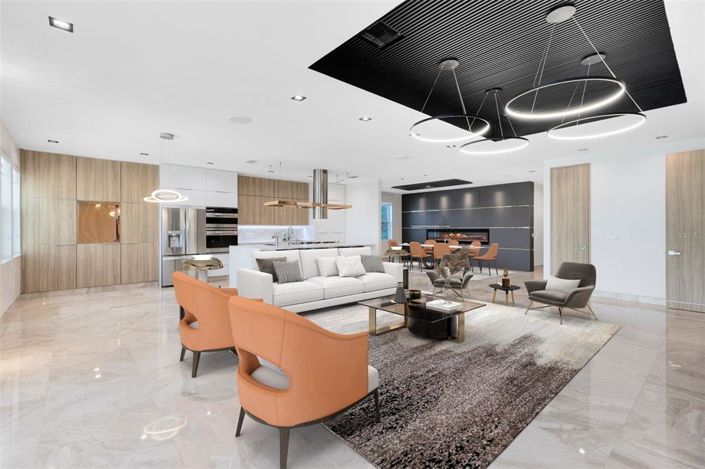 Image No.7-4 Bed Property for sale