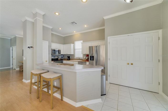 Image No.10-3 Bed Property for sale