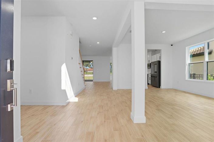 Image No.4-Propriété de 4 chambres à vendre à Kissimmee