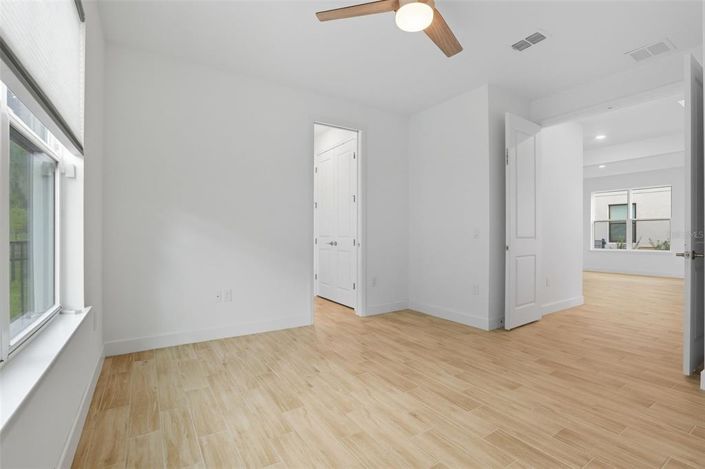 Image No.9-Propriété de 4 chambres à vendre à Kissimmee