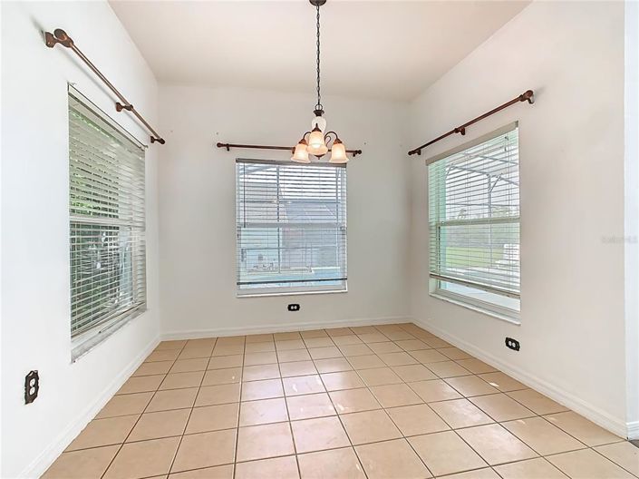 Image No.16-5 Bed Property for sale