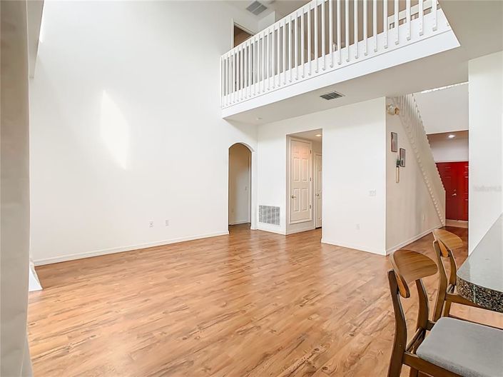 Image No.18-5 Bed Property for sale