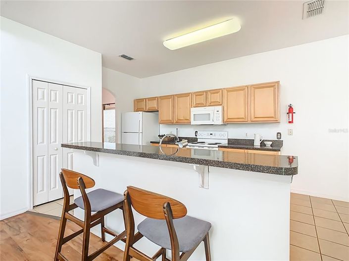 Image No.19-5 Bed Property for sale