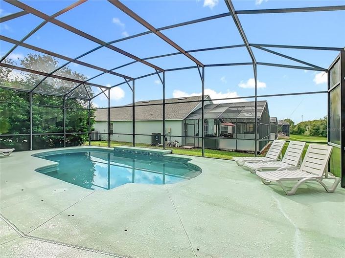 Image No.57-5 Bed Property for sale