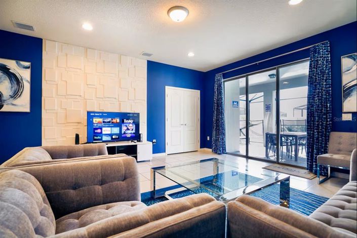 Image No.13-7 Bed Property for sale