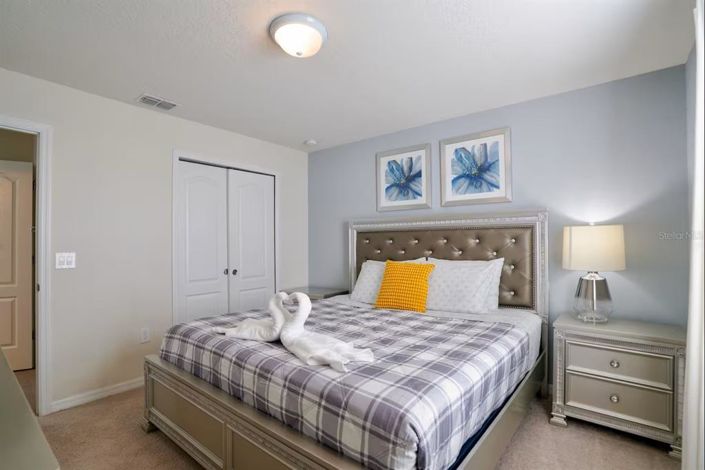 Image No.35-7 Bed Property for sale