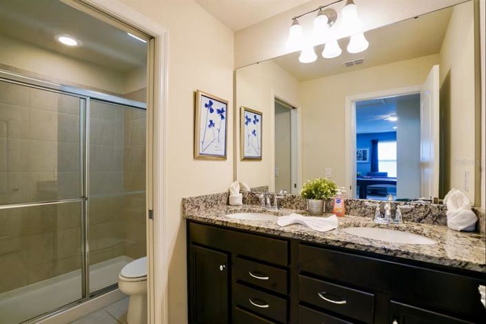 Image No.36-7 Bed Property for sale