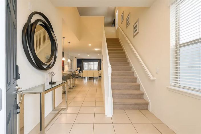 Image No.4-7 Bed Property for sale