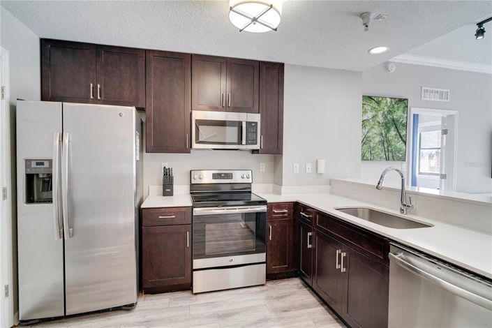 Image No.4-2 Bed Property for sale