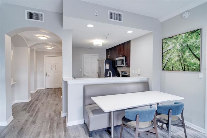 Image No.8-2 Bed Property for sale