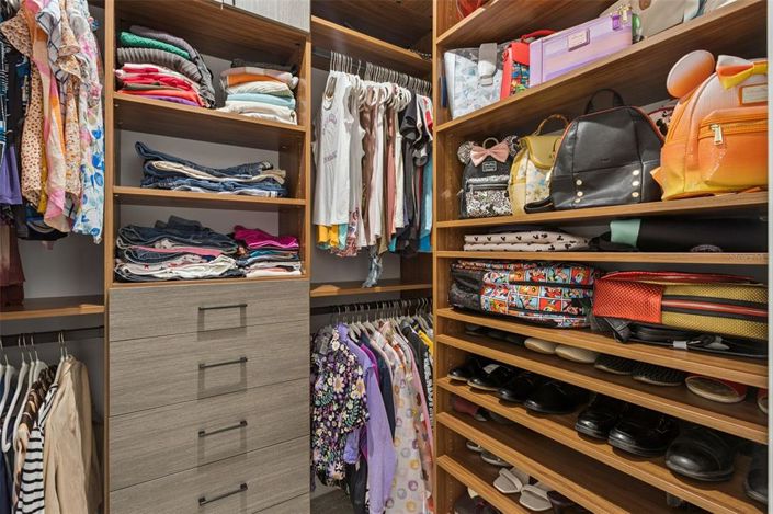 Image No.24-3 Bed Townhouse for sale