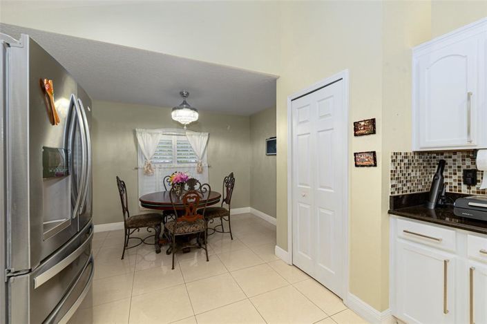 Image No.15-Propriété de 4 chambres à vendre à Kissimmee