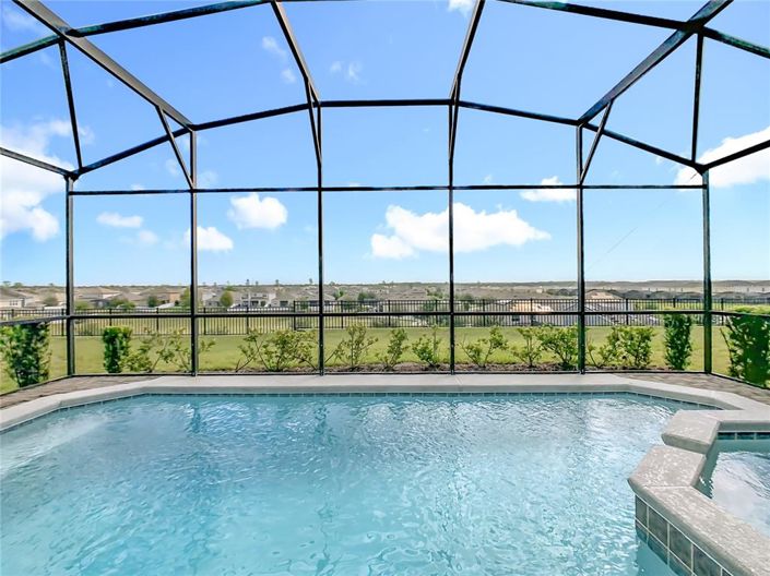 Image No.41-6 Bed Property for sale