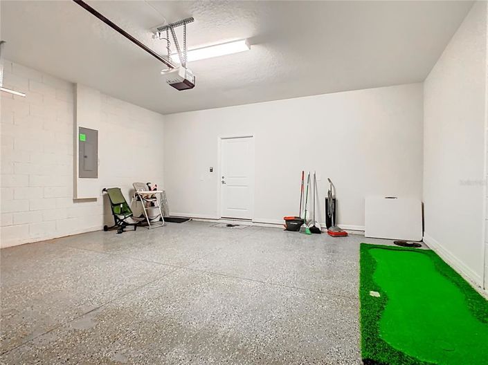 Image No.48-6 Bed Property for sale