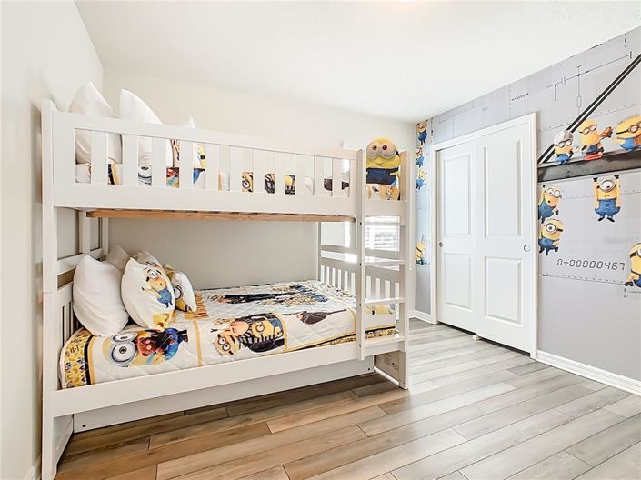 Image No.65-6 Bed Property for sale