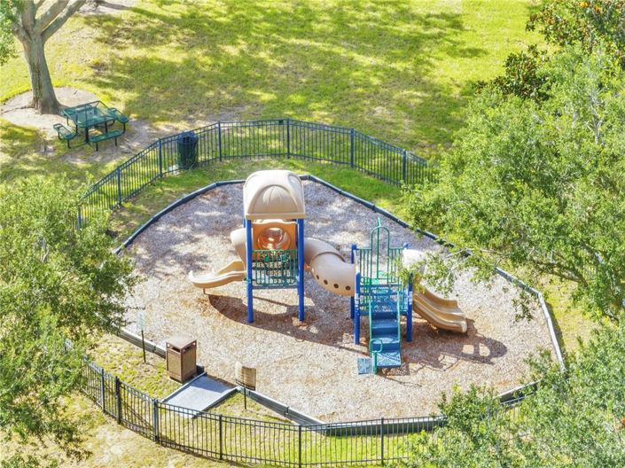 Image No.58-4 Bed Property for sale