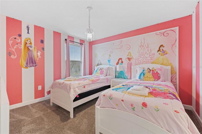 Image No.26-9 Bed Property for sale